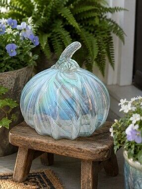 Art Glass Spun Stem Summer Light Blue Swirl Venetian Murano Glass Vibes NEW